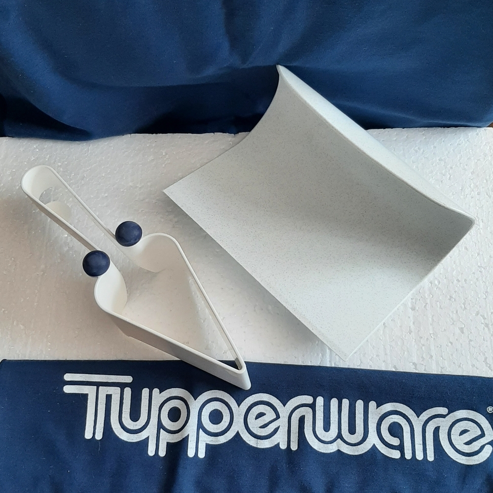Tupperware Blue and White Kitchen Set